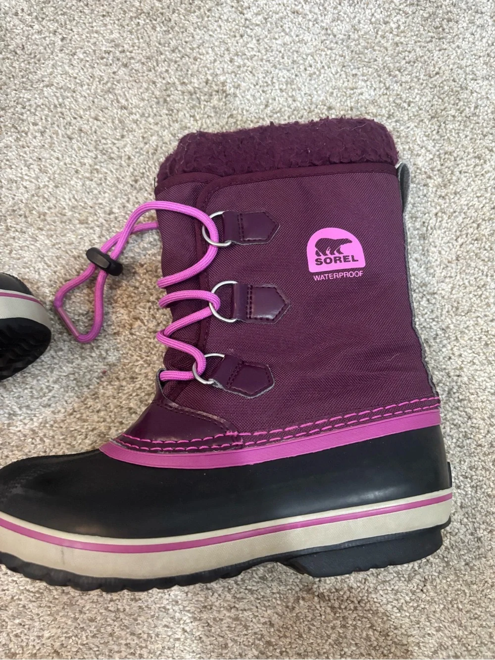 Sorel Yoot Pac Purple Snow Boots Size 4/22 cm winter waterproof cozy